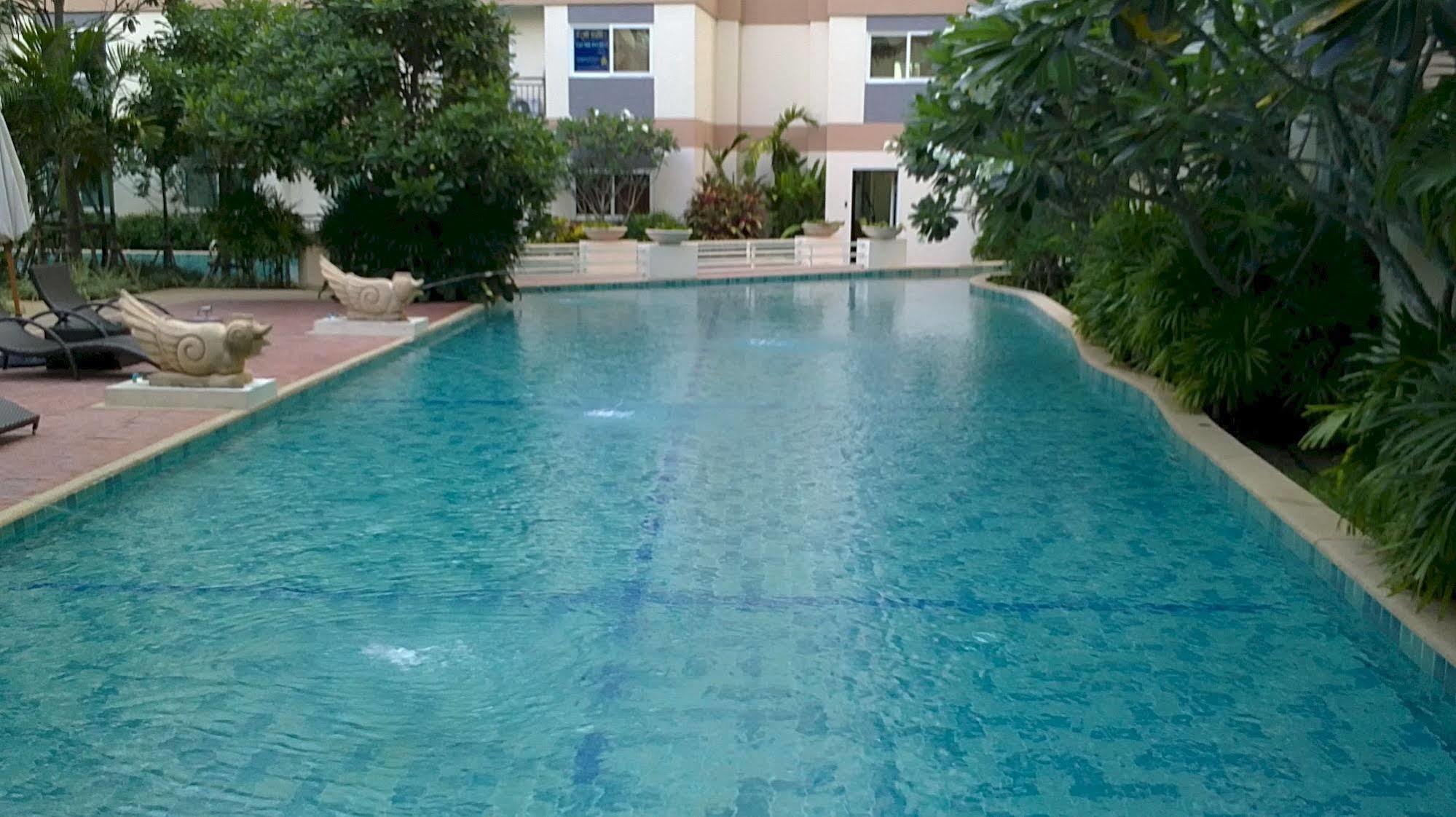 Park Lane Resort By West Joint Venture Jomtien Beach Buitenkant foto